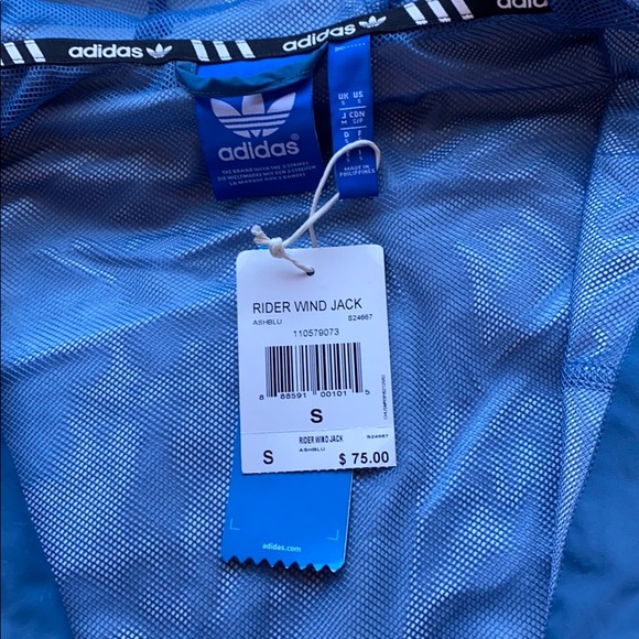 Adidas wind jacket NWT - Picture 2 of 4